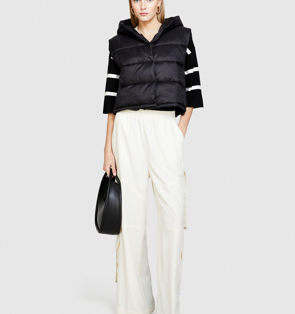 Sleeveless jacket with hood - null - Black | Sisley image number 1